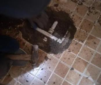 黑河卫生间漏水维修公司为您分享下卫生间渗水如何处理及注意事项